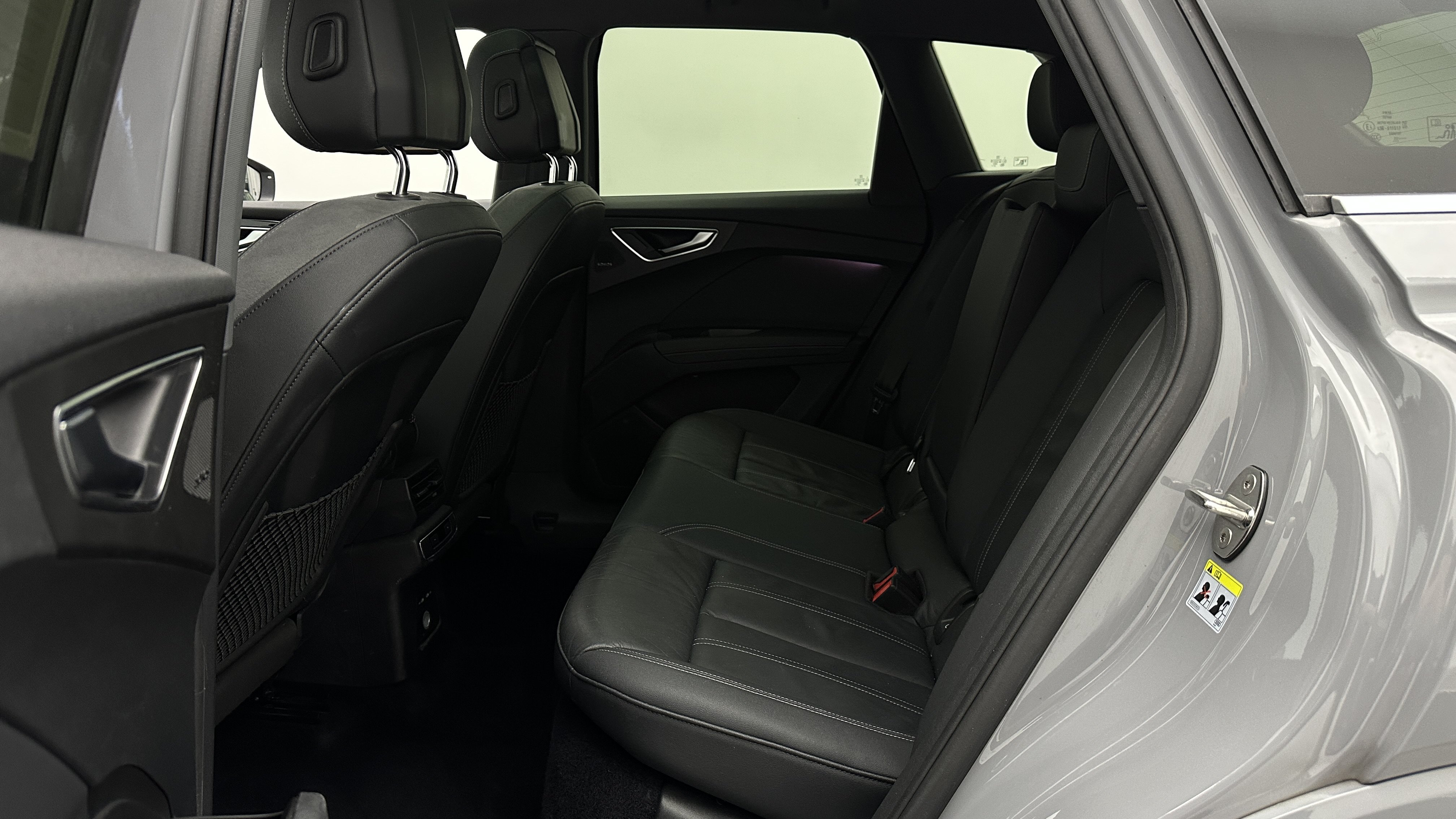 Used 2023 Audi Q4 e-tron Premium Plus RWD image 28