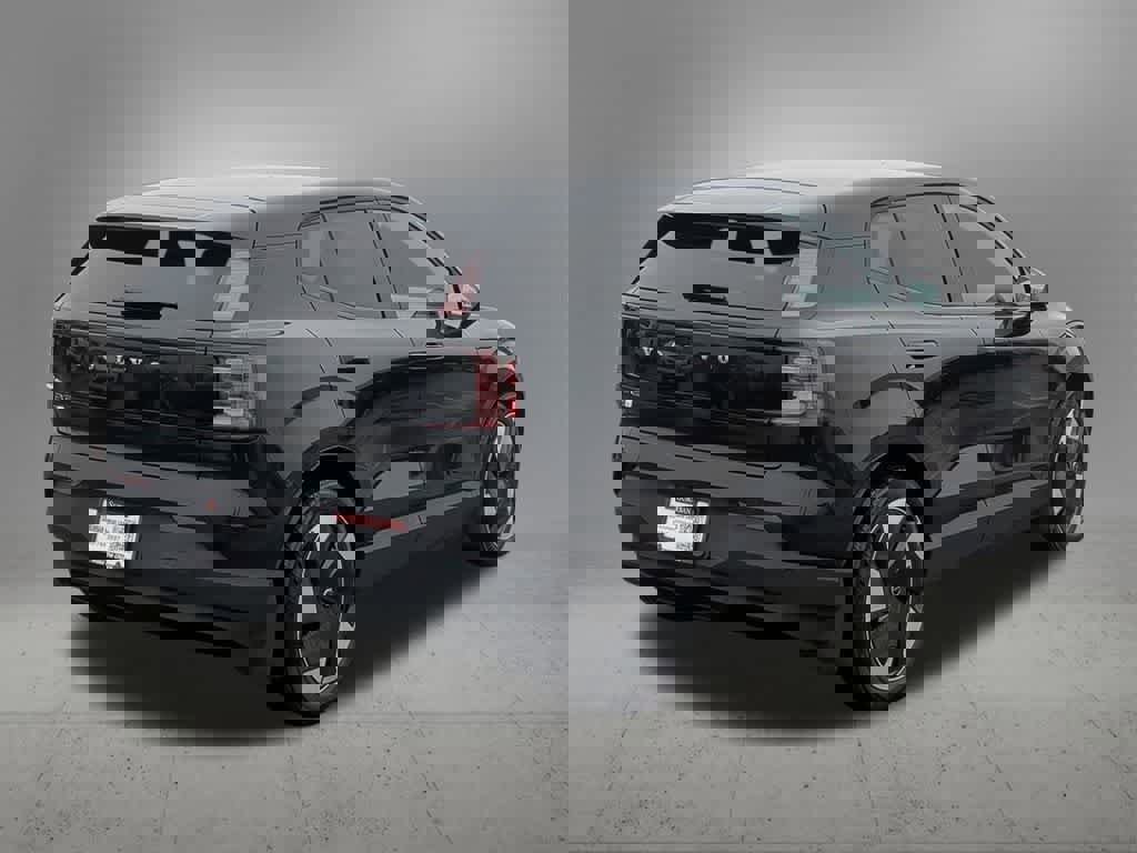 Used 2025 Volvo EX30 Plus w/ Protection Package Premier image 6