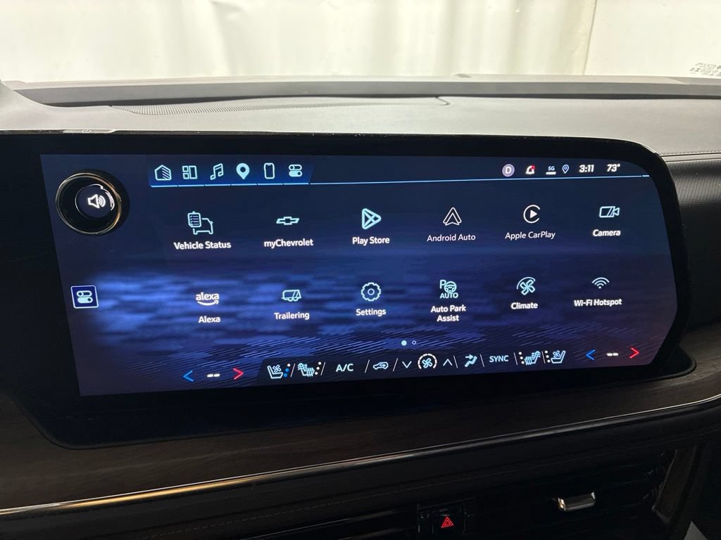 Used 2025 Chevrolet Tahoe High Country AWD/4WD image 18