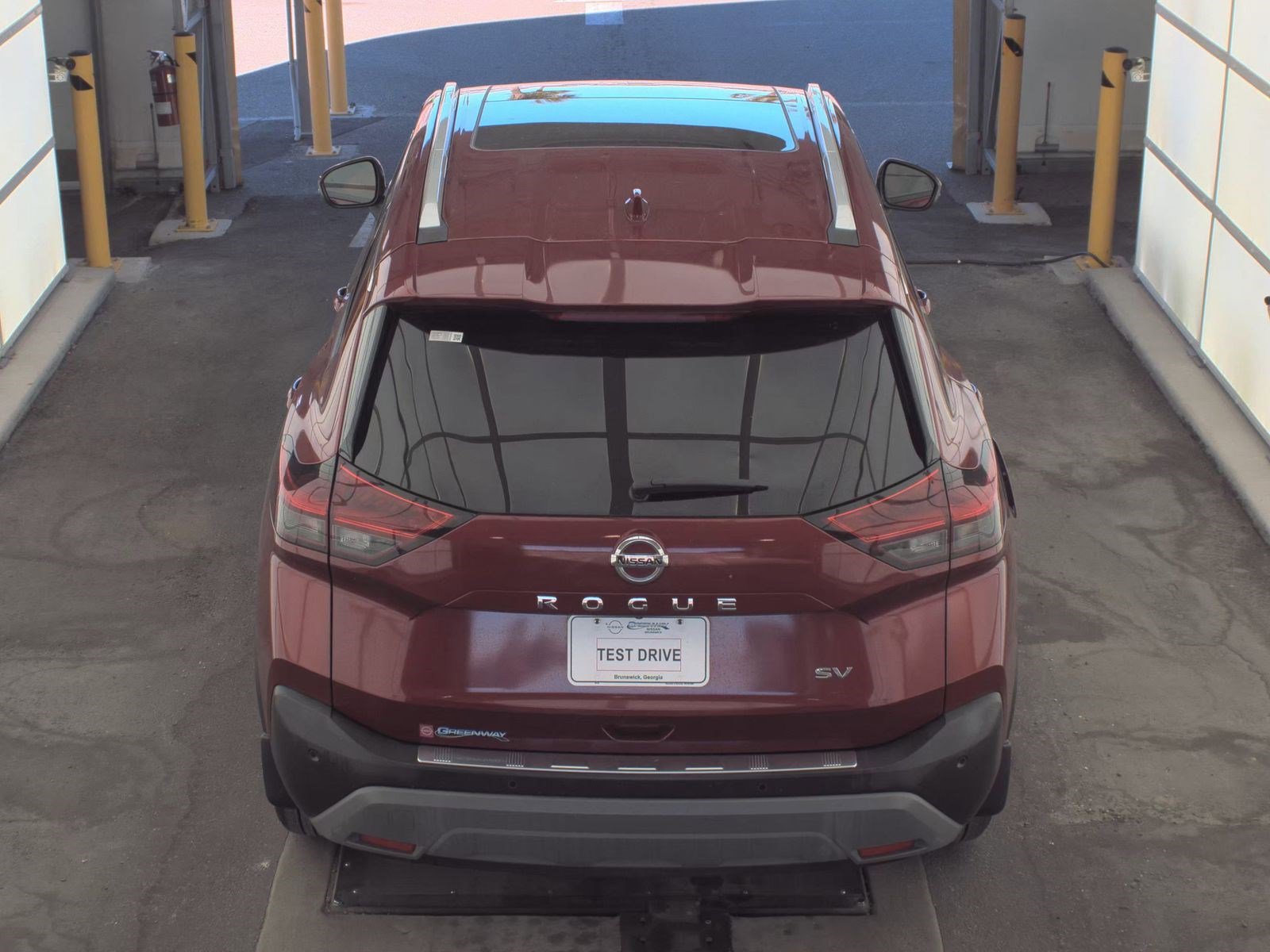 Used 2021 Nissan Rogue SV w/ Premium Package image 7