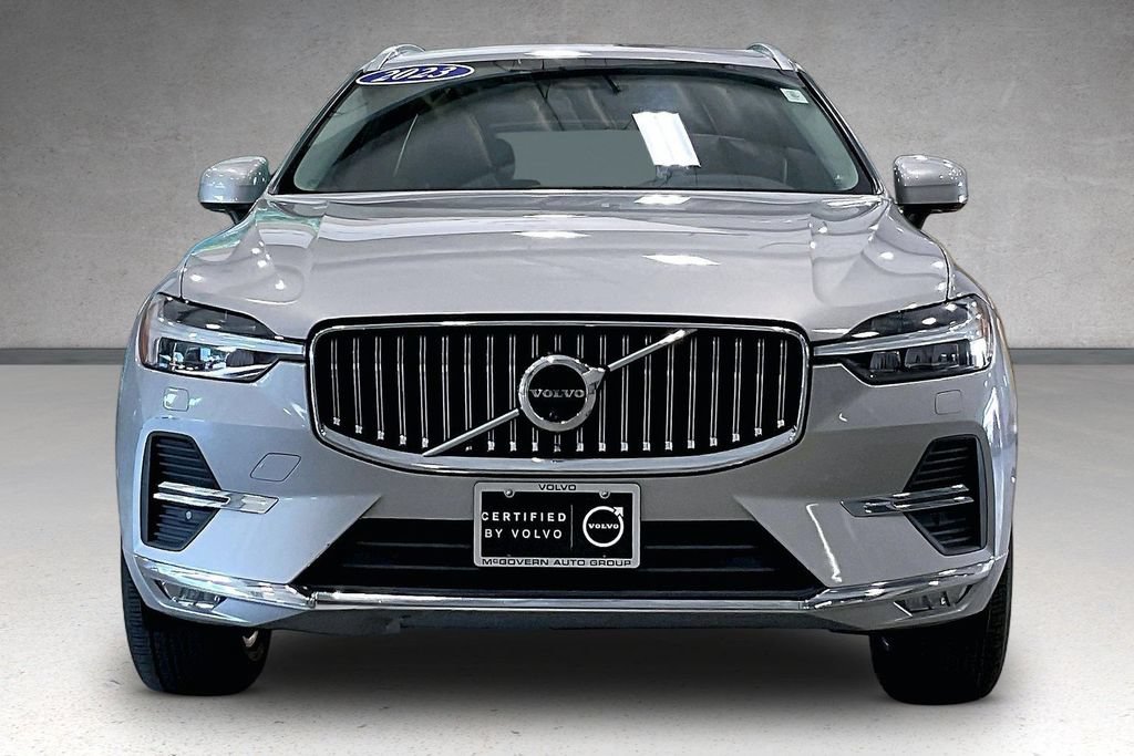 Certified 2023 Volvo XC60 B5 Plus AWD/4WD image 2