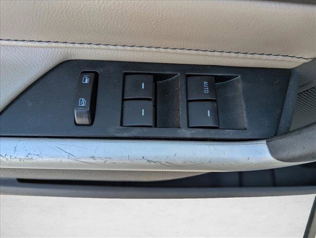 Used 2013 Ford Edge Limited FWD image 10