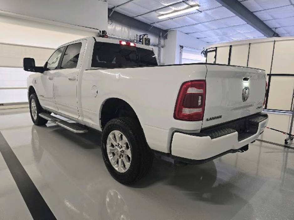 Used 2023 RAM 2500 Laramie AWD/4WD image 7