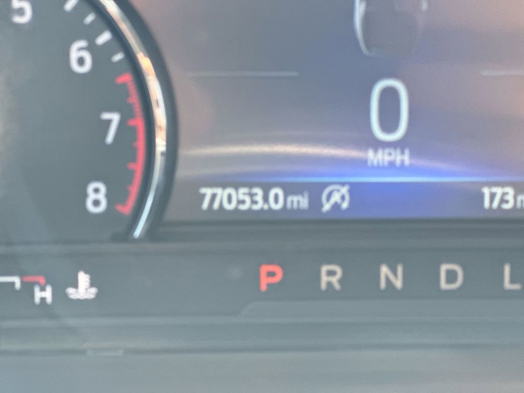 Used 2021 Ford Explorer XLT w/ Equipment Group 202A image 13