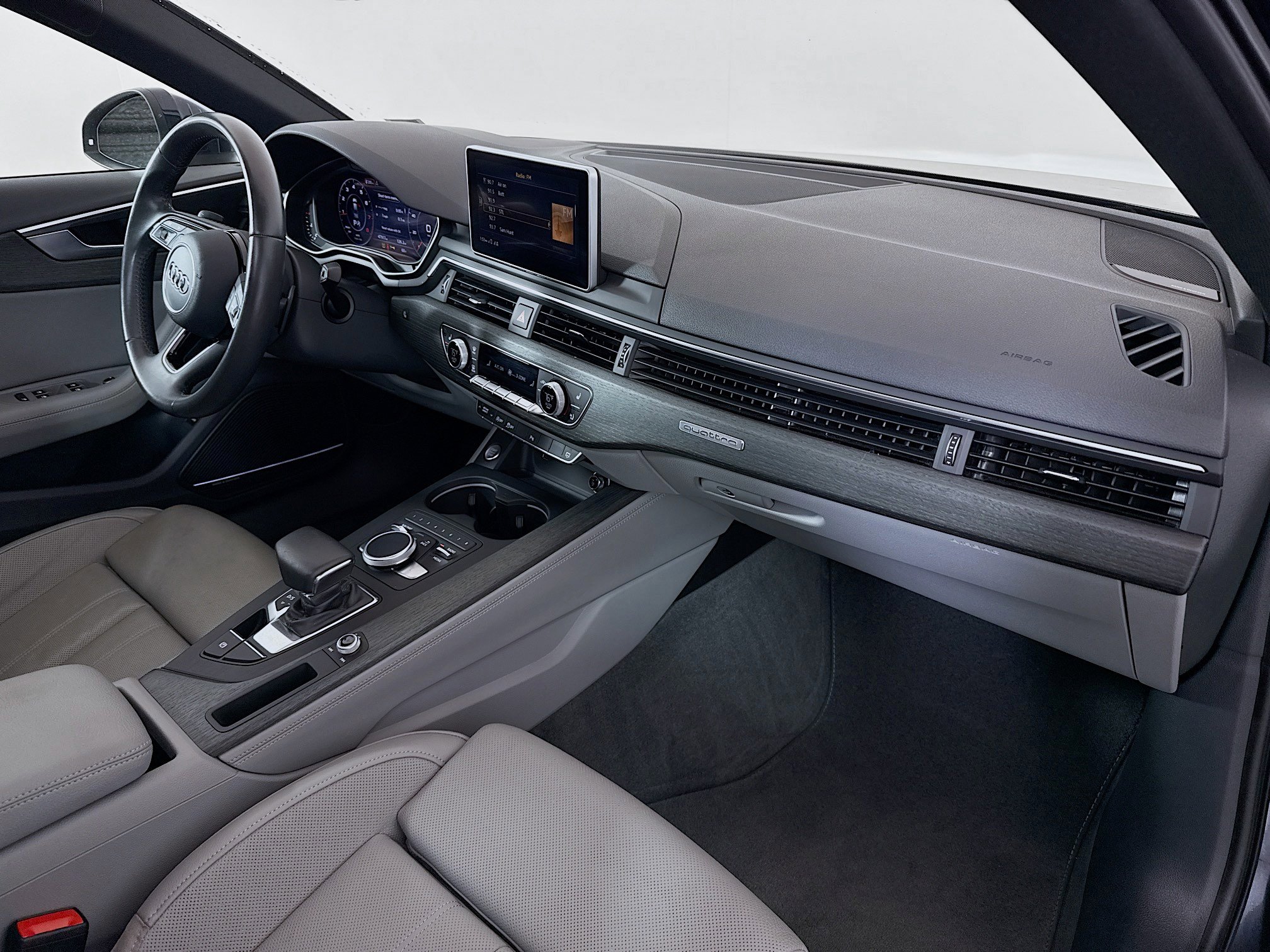 Used 2018 Audi A4 2.0T Prestige w/ Prestige Package image 28