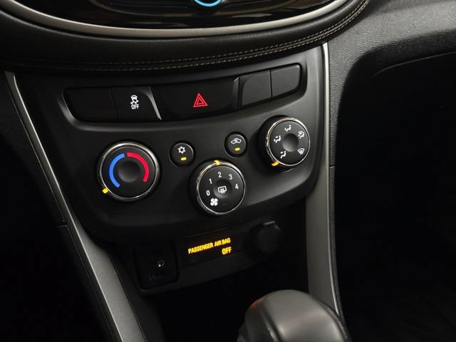 Used 2017 Chevrolet Trax LS FWD image 40