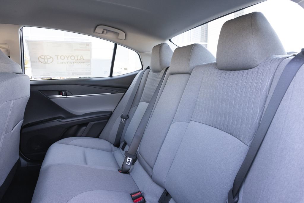 New 2026 Toyota Camry LE image 9