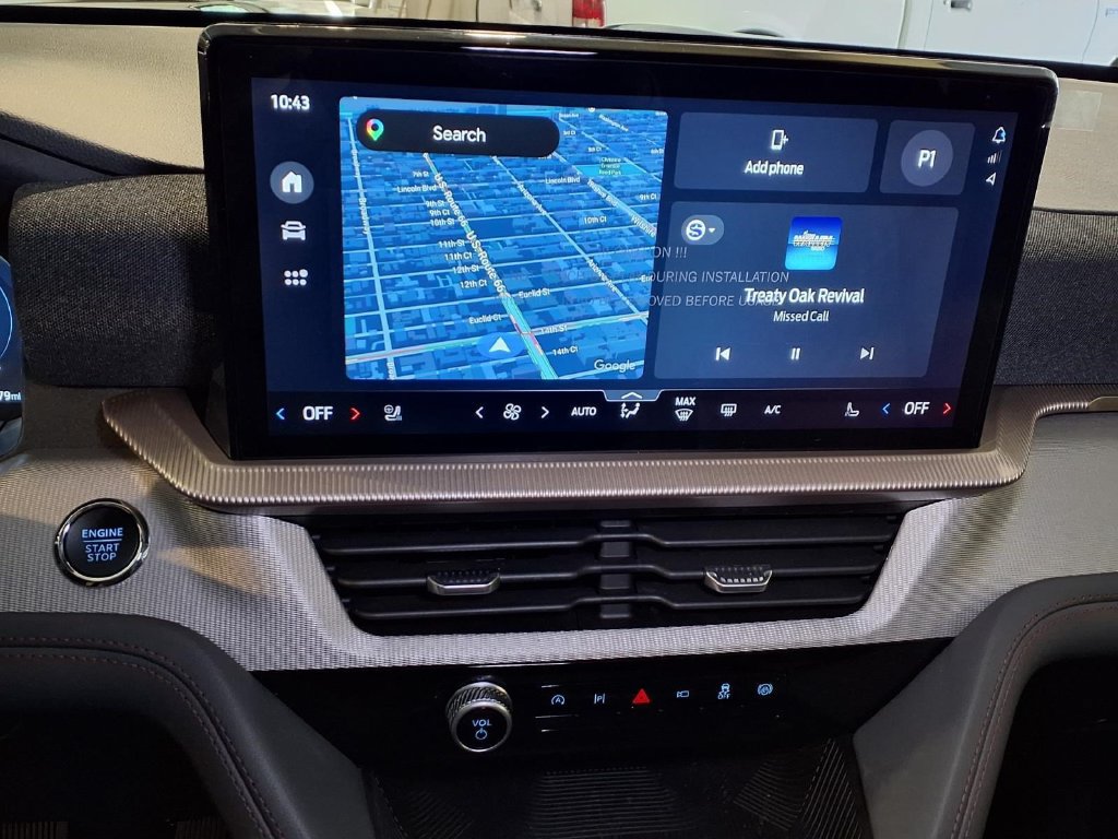 Used 2026 Ford Explorer Active w/ Active Comfort Package RWD image 7