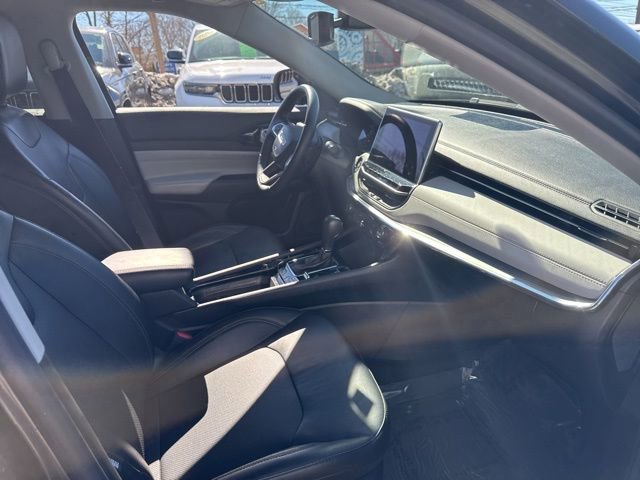 Certified 2022 Jeep Compass Limited image 12