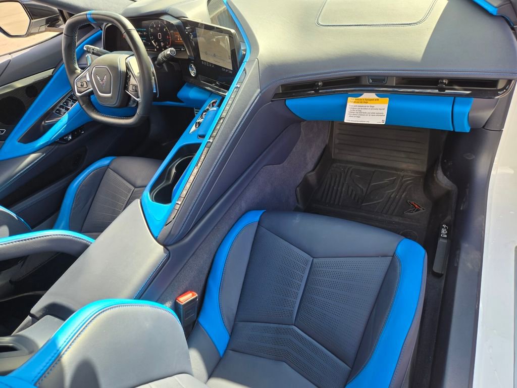 Used 2023 Chevrolet Corvette Stingray Premium Conv w/ Stealth Interior Trim Package image 17