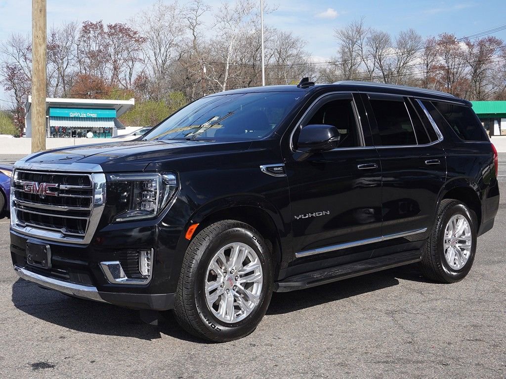 Used 2023 GMC Yukon SLT w/ SLT Premium Package image 15