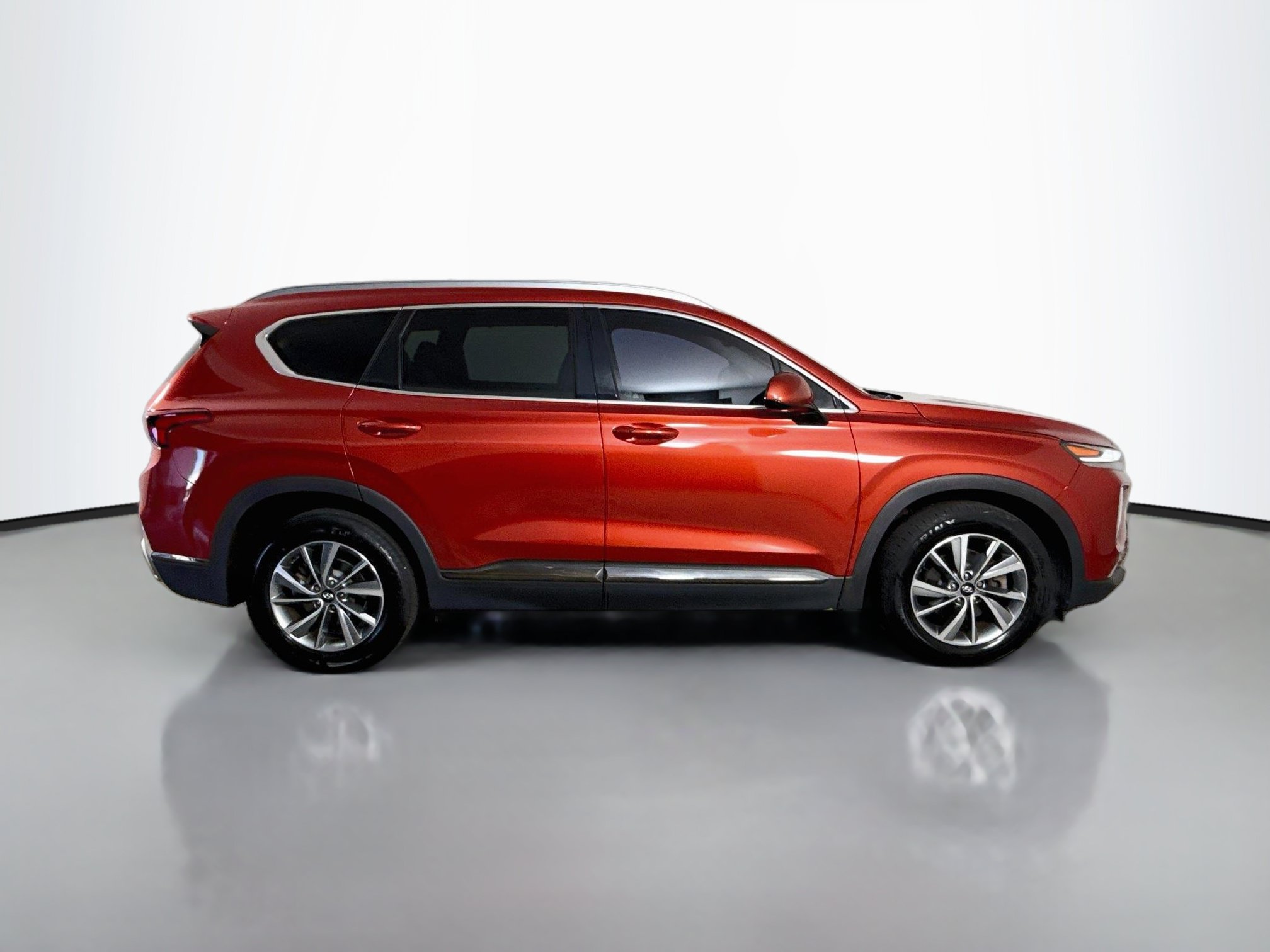 Used 2019 Hyundai Santa Fe SEL FWD image 11