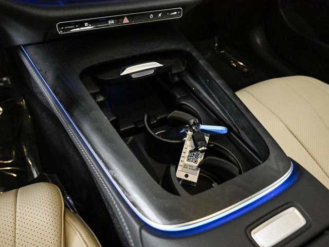 Used 2025 Mercedes-Benz E 450 4MATIC Sedan image 12