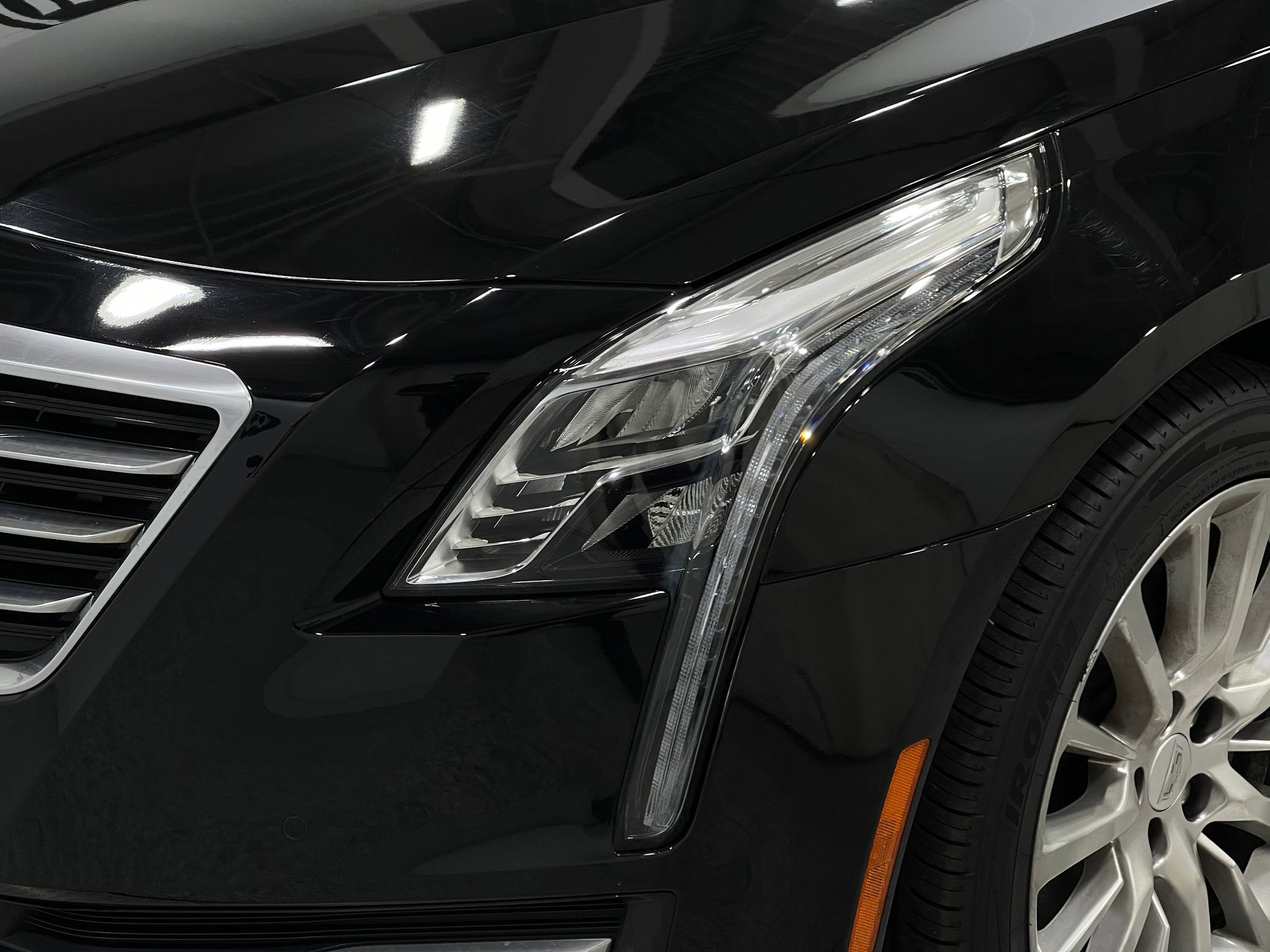 Used 2018 Cadillac CT6 3.6 AWD image 33