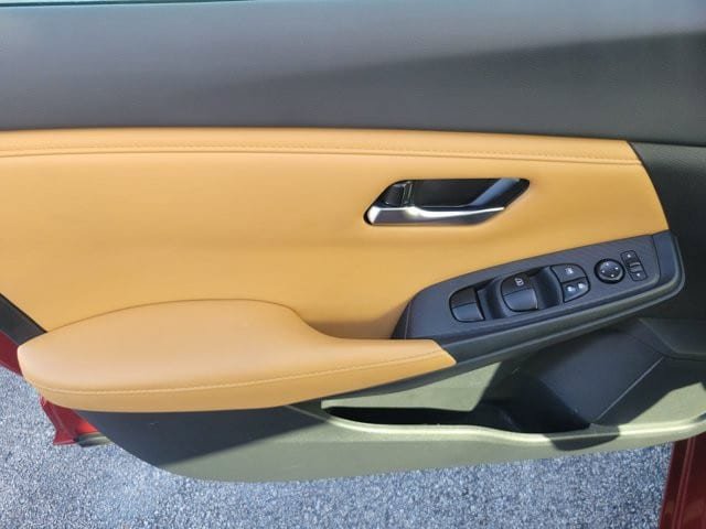 Used 2022 Nissan Sentra SV w/ SV Premium Package FWD image 21