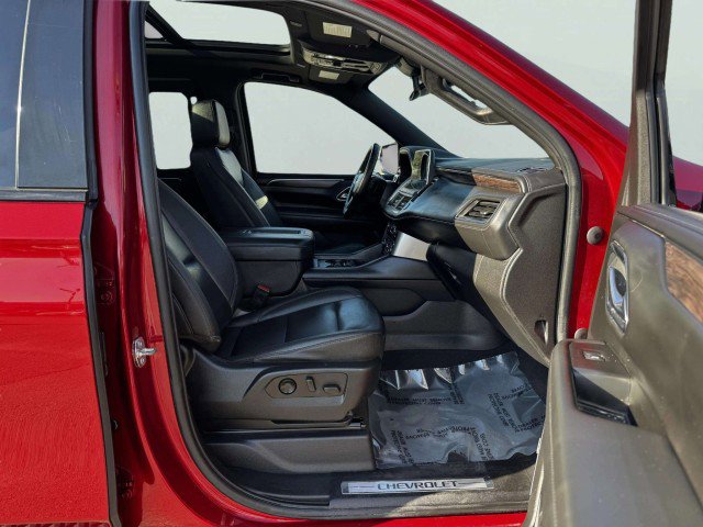 Used 2023 Chevrolet Tahoe Z71 w/ Luxury Package AWD/4WD image 48