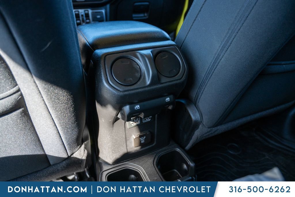 Used 2023 Jeep Gladiator Sport image 23