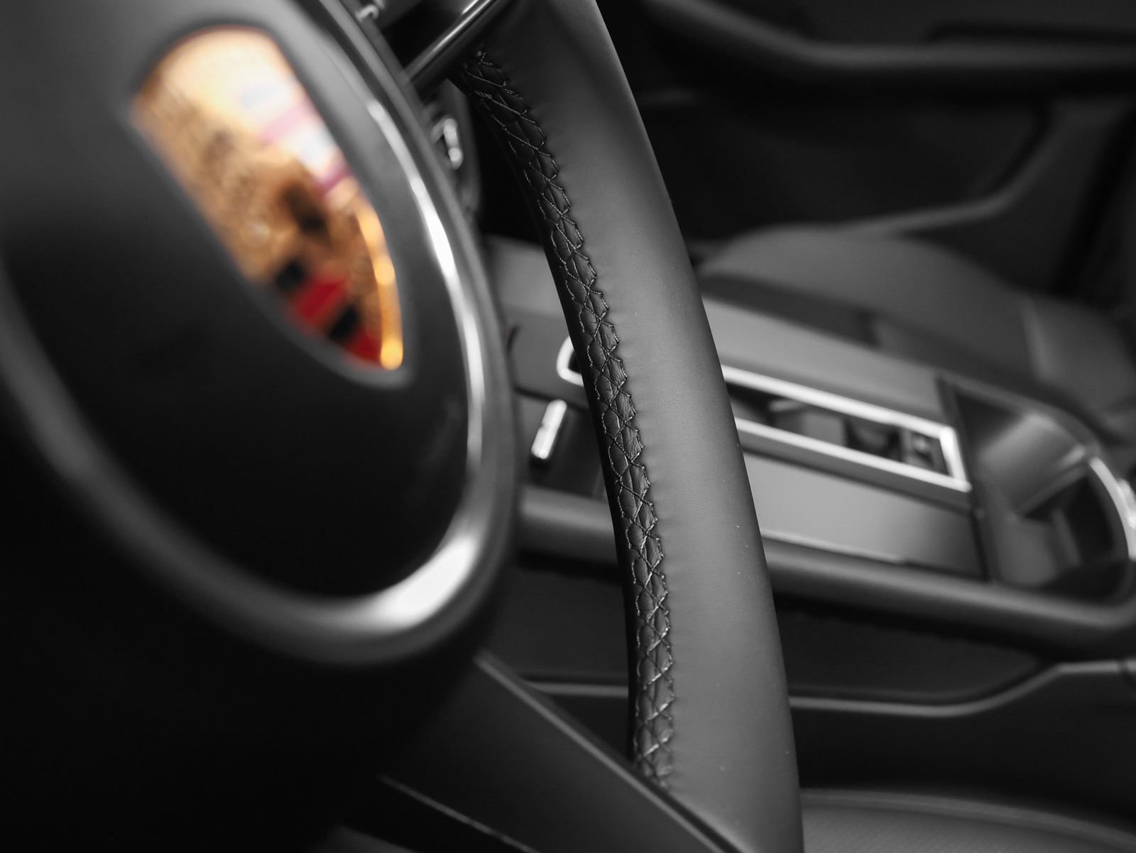 New 2026 Porsche Macan AWD/4WD image 32