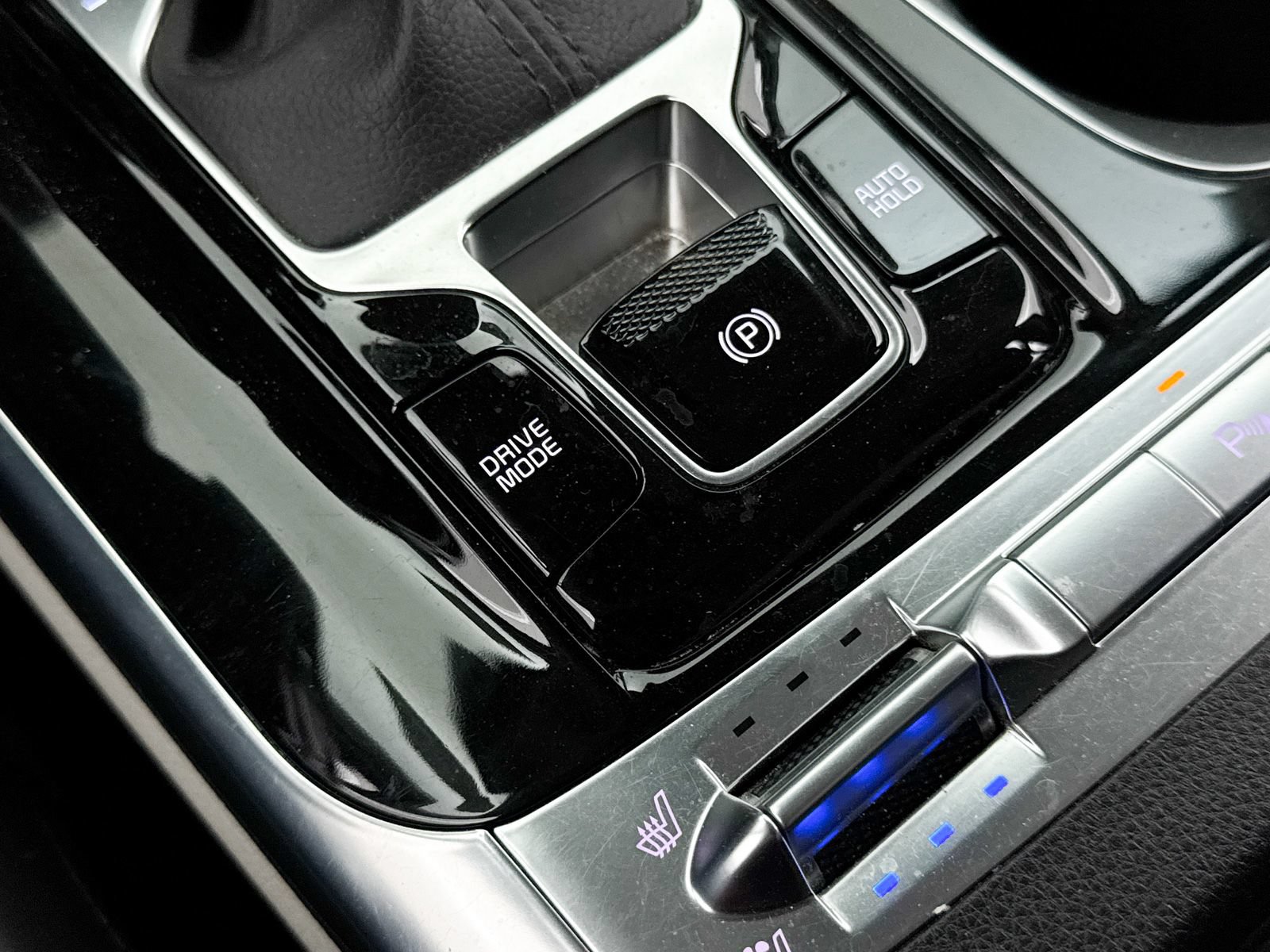 Used 2022 Kia Carnival SX FWD image 9