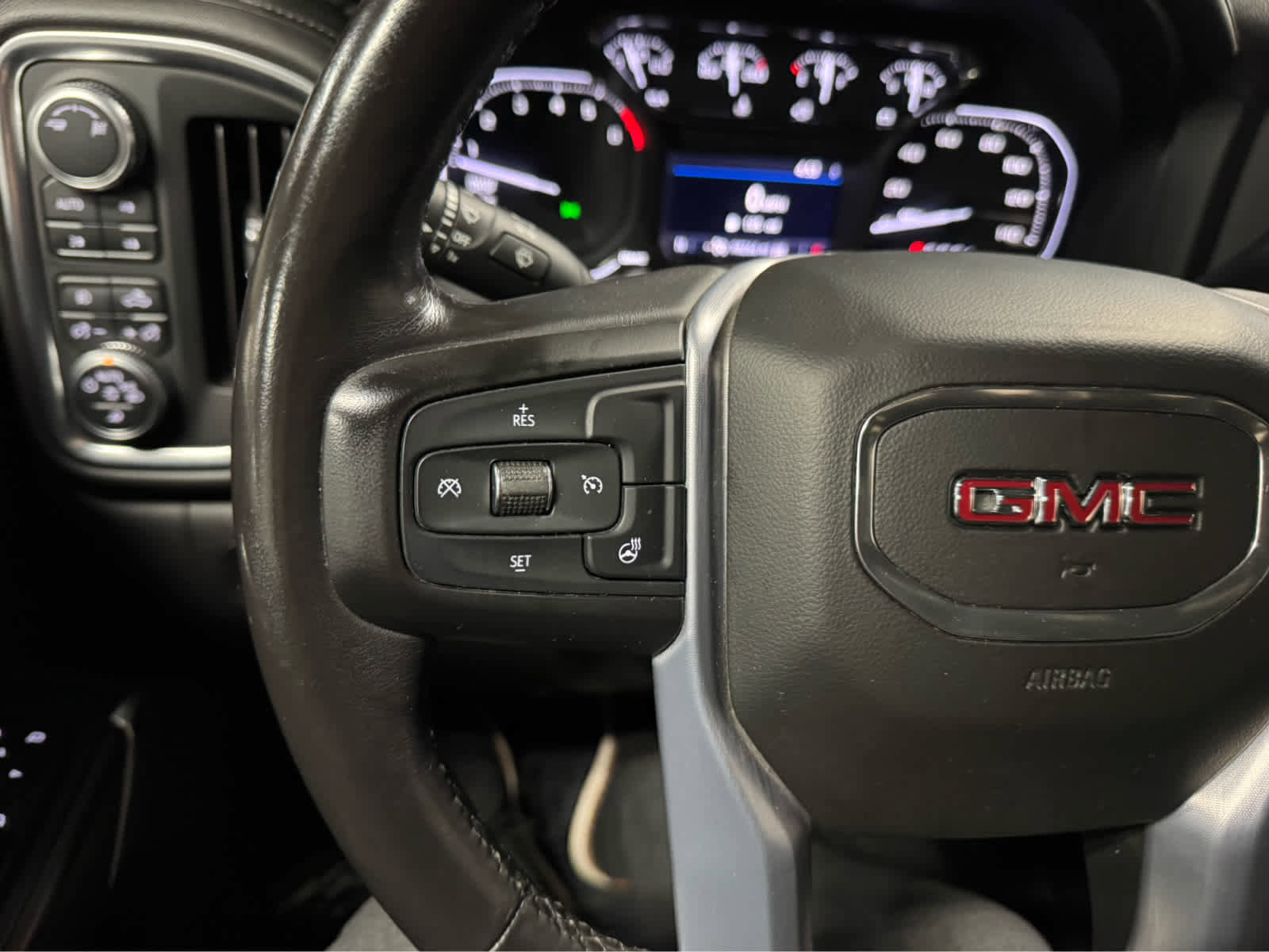 Used 2019 GMC Sierra 1500 SLT w/ SLT Premium Package image 20