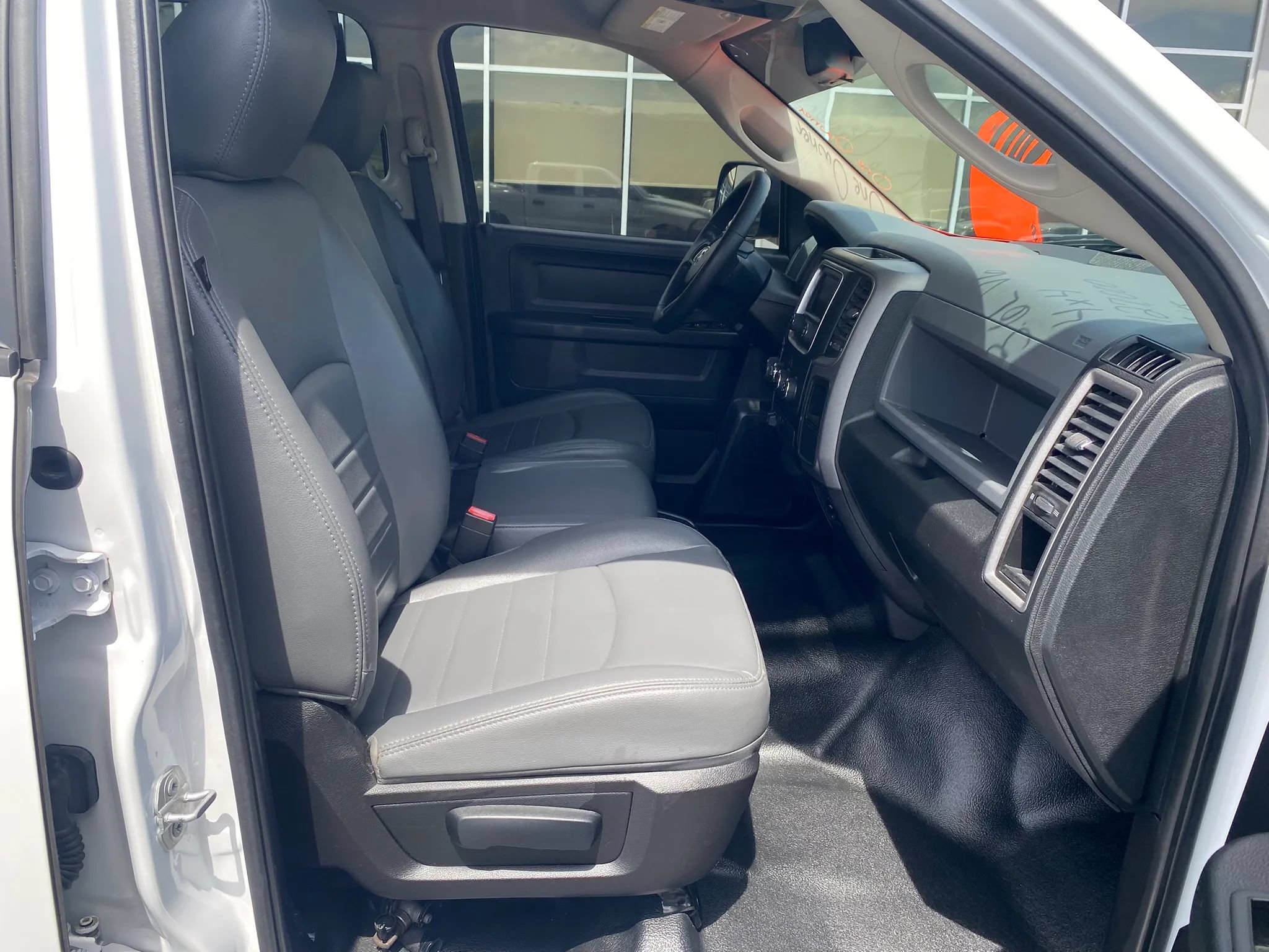 Used 2015 RAM 1500 Tradesman w/ Protection Group AWD/4WD image 23