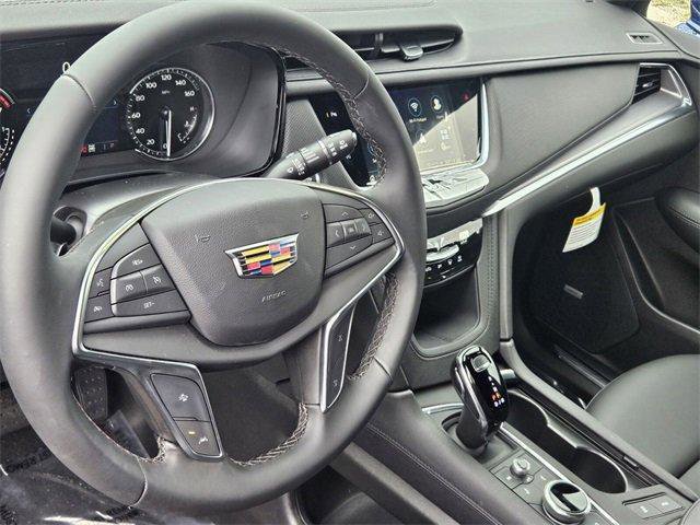 New 2026 Cadillac XT5 Luxury image 15