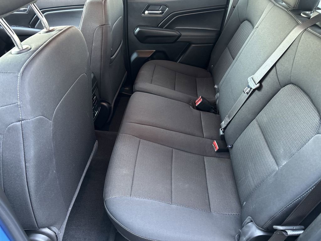 Used 2025 GMC Canyon Elevation image 23