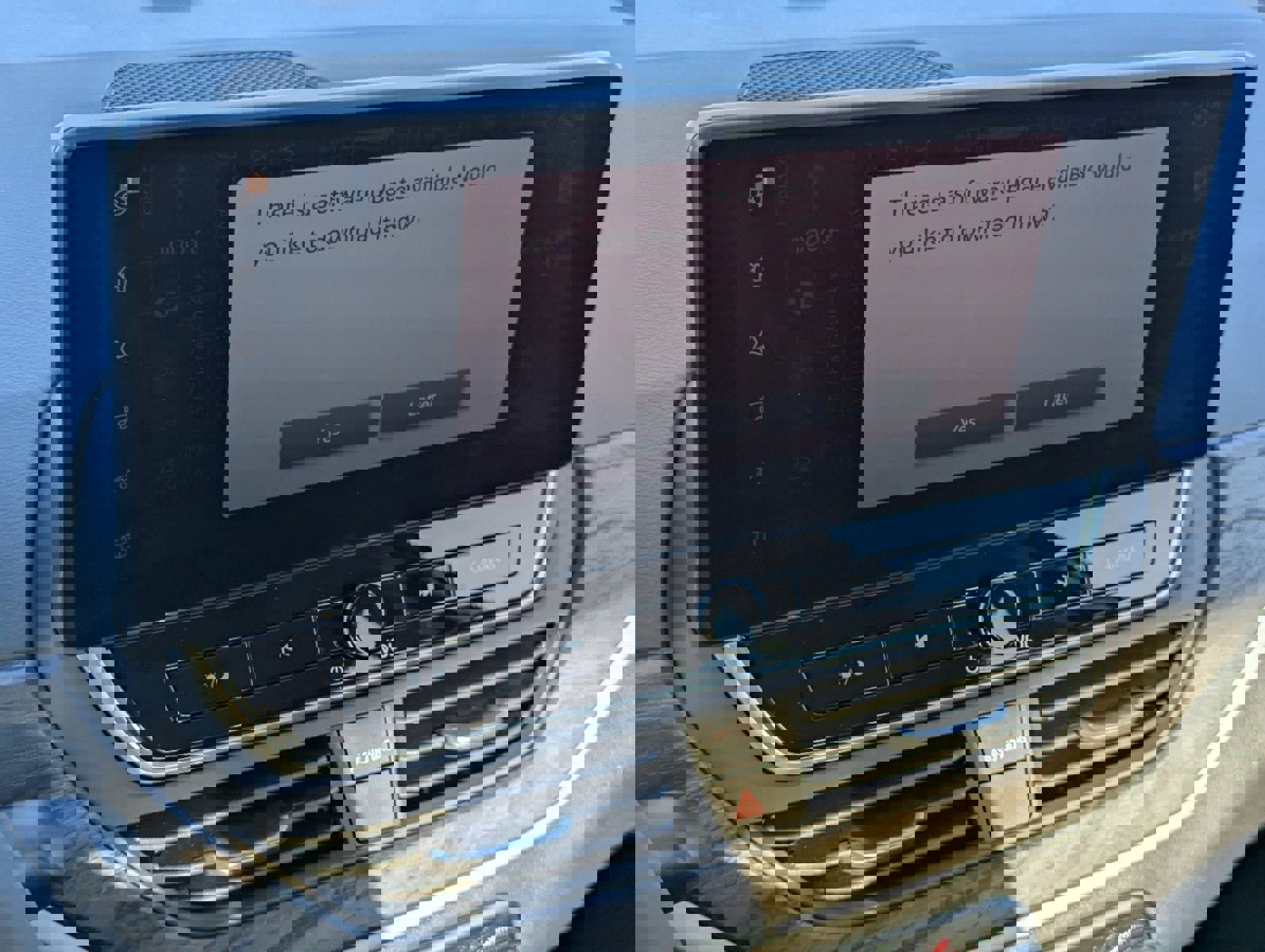 New 2025 Nissan Altima 2.5 SL image 17