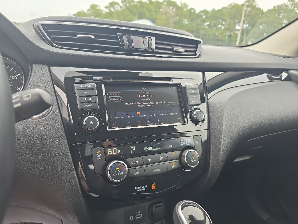 Used 2021 Nissan Rogue Sport SL w/ Premium Package AWD/4WD image 16