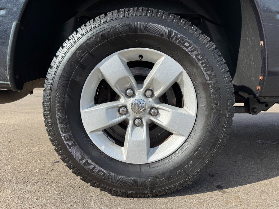 Used 2016 RAM 1500 ST w/ SXT Appearance Group image 13