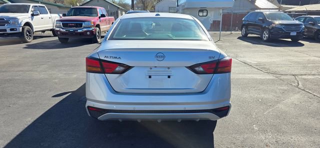 Used 2024 Nissan Altima 2.5 SV image 5