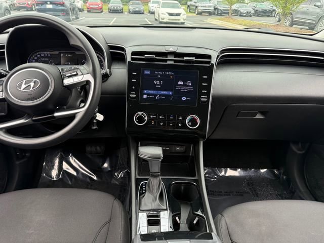 Used 2023 Hyundai Tucson SE AWD/4WD image 16
