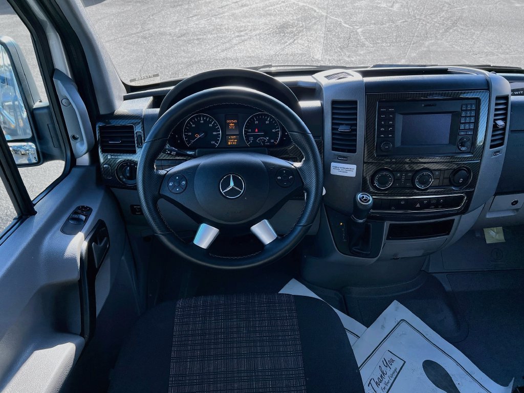 Used 2018 Mercedes-Benz Sprinter 2500 image 23