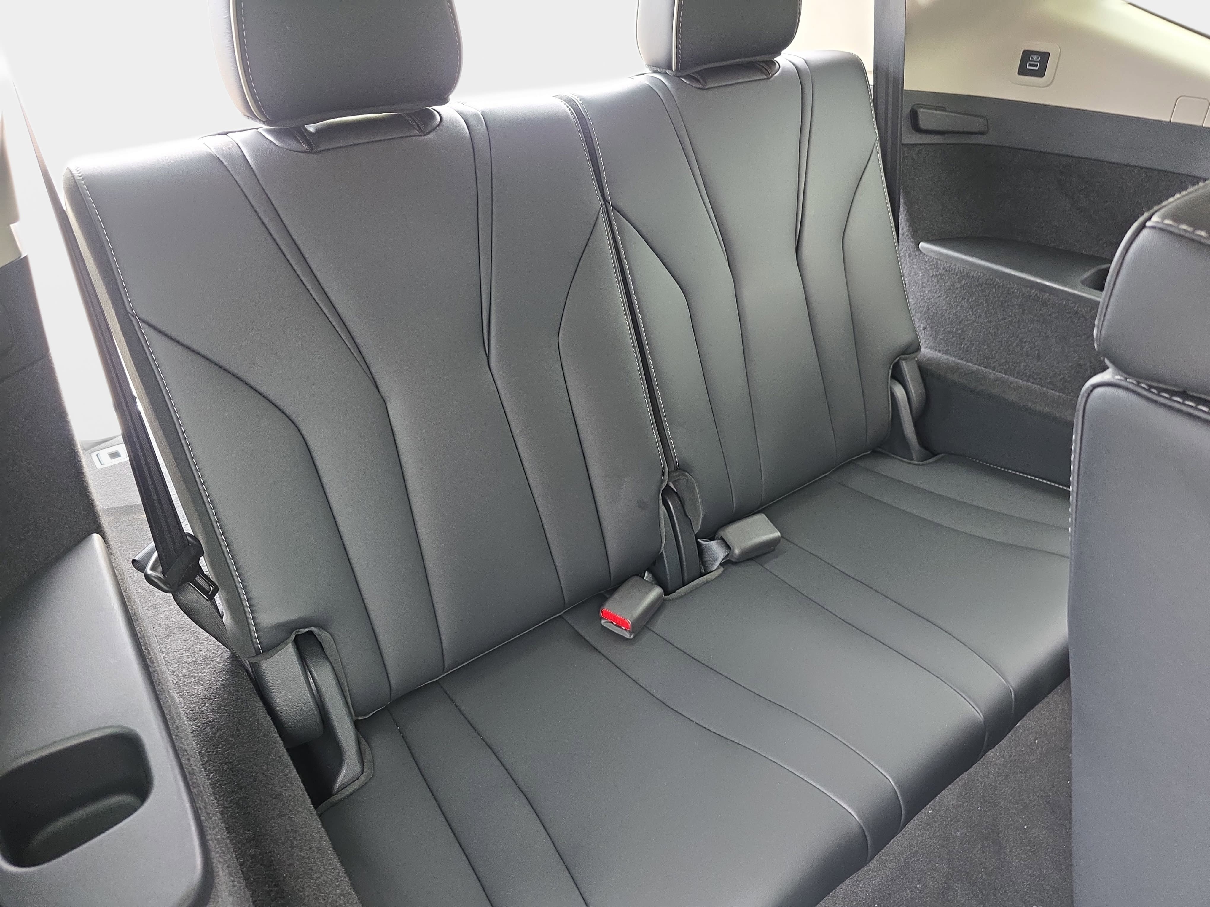 Certified 2023 Acura MDX SH-AWD w/ Advance Package image 12