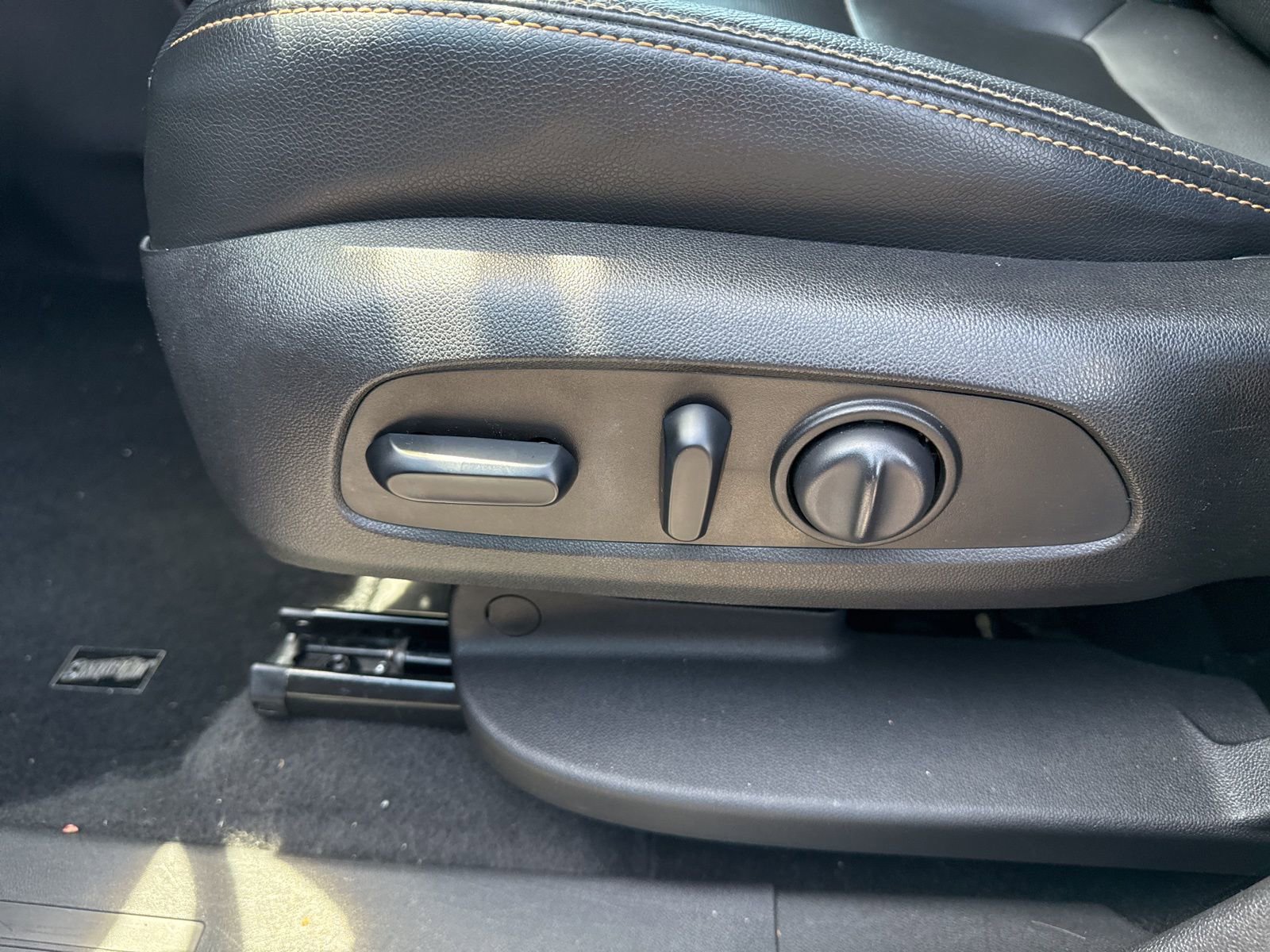 Used 2019 GMC Terrain SLT image 9