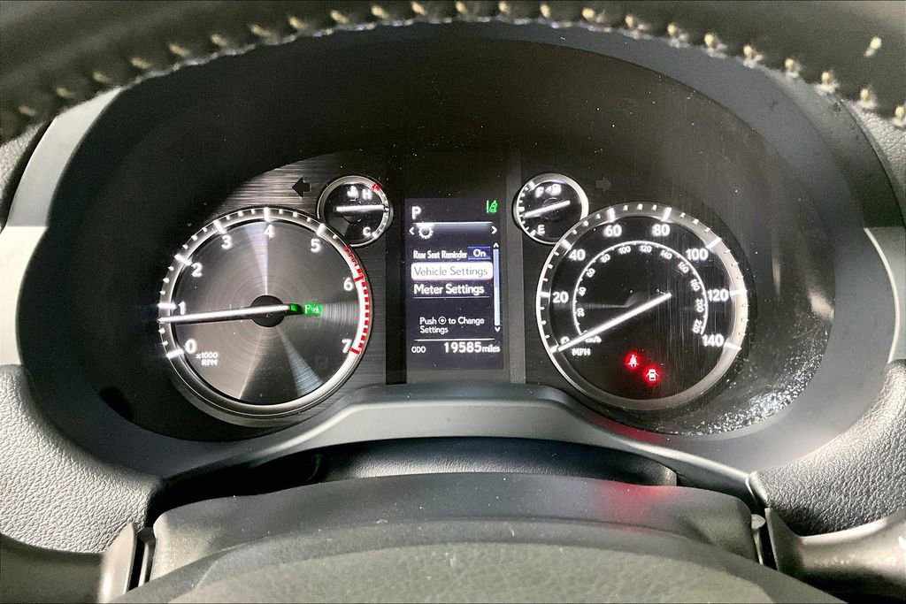 Used 2022 Lexus GX 460 image 20