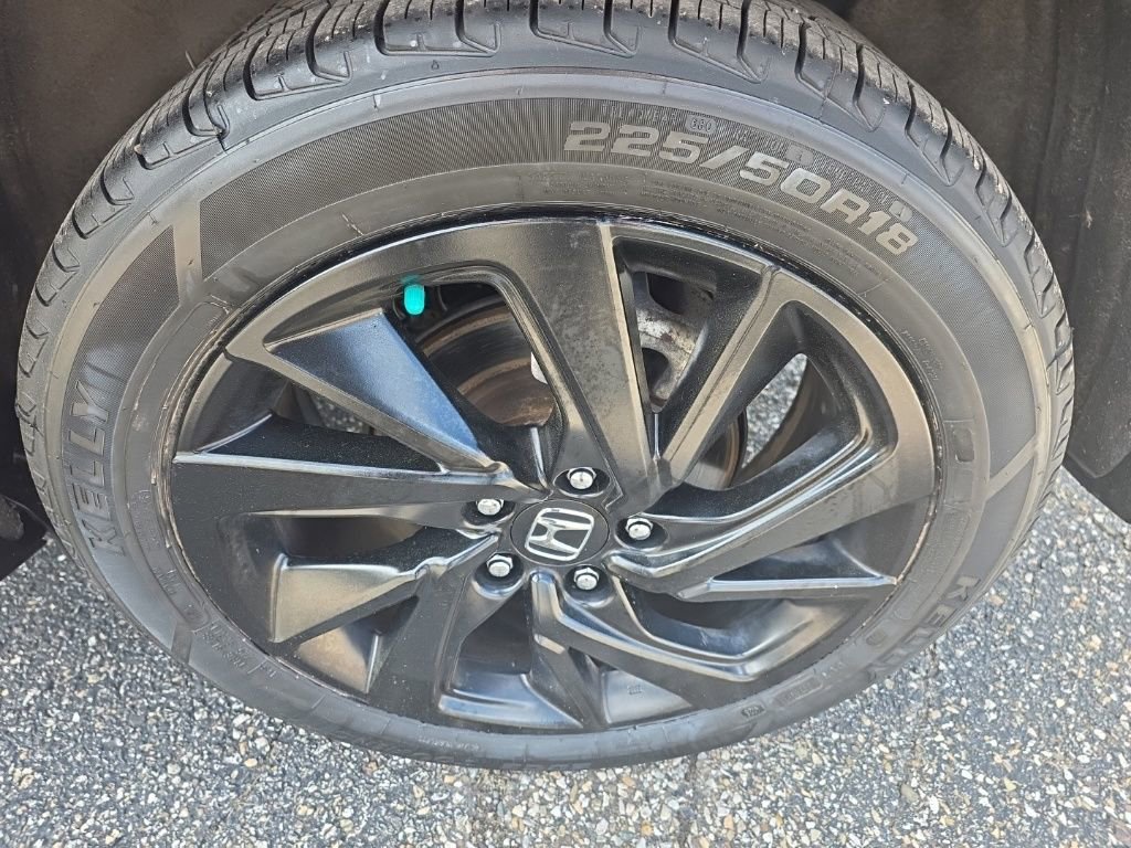 Used 2021 Honda HR-V Sport image 9