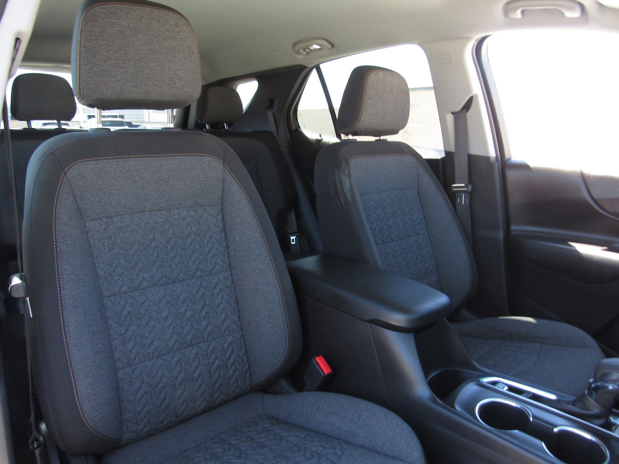 Used 2024 Chevrolet Equinox LT AWD/4WD image 10