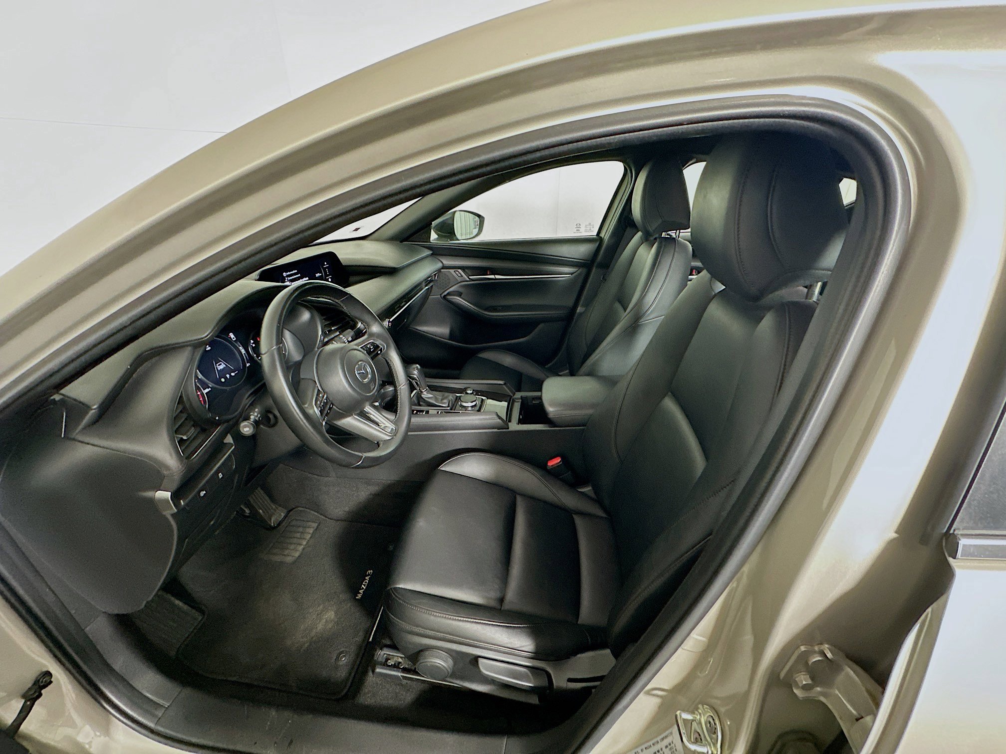 Used 2024 MAZDA MAZDA3 s image 13