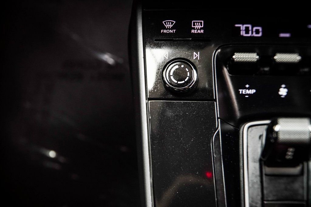 Used 2020 Porsche 911 Carrera S image 21