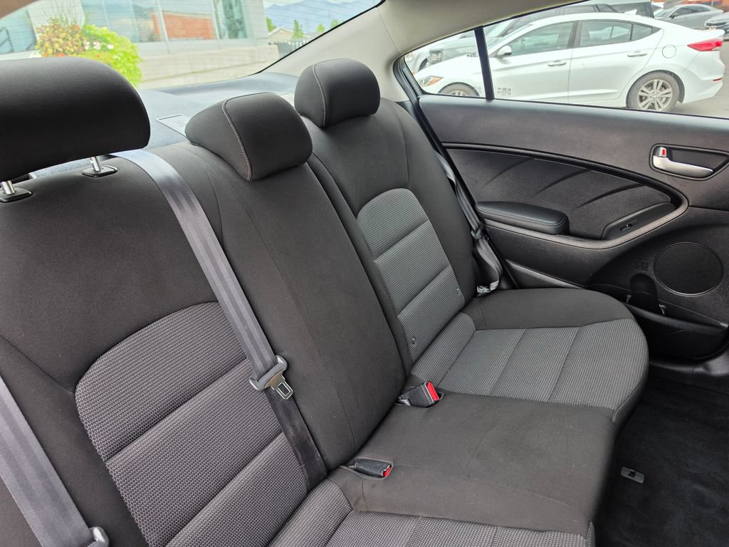 Used 2017 Kia Forte LX FWD image 12