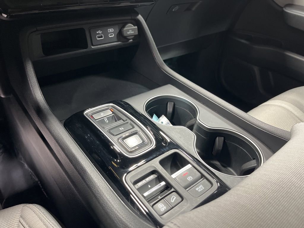 Used 2023 Honda Pilot LX image 27