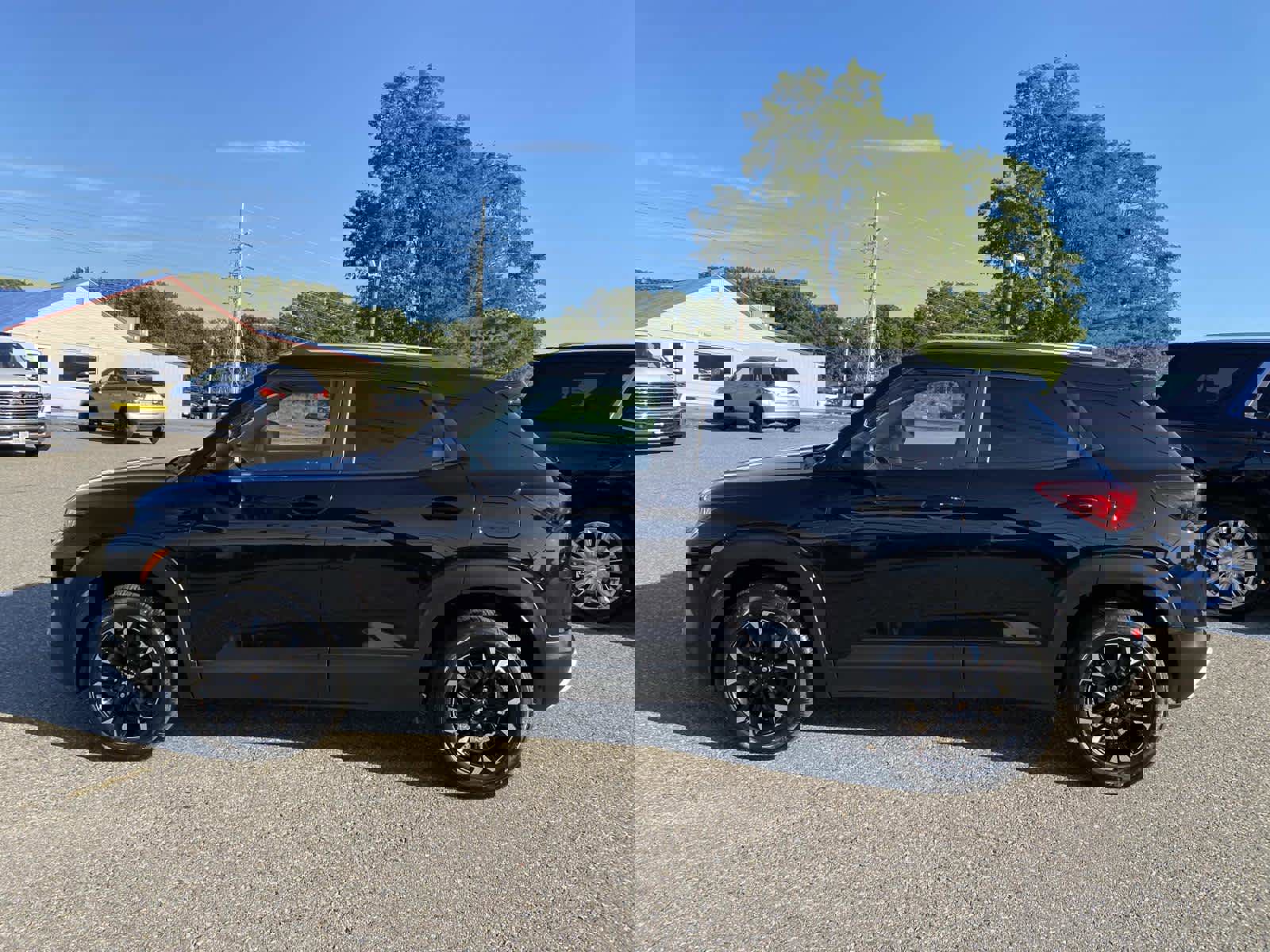 Used 2023 Chevrolet TrailBlazer LT image 7