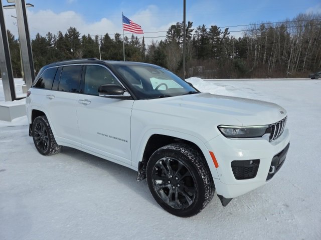 Used 2023 Jeep Grand Cherokee Overland w/ Luxury Tech Group IV image 76