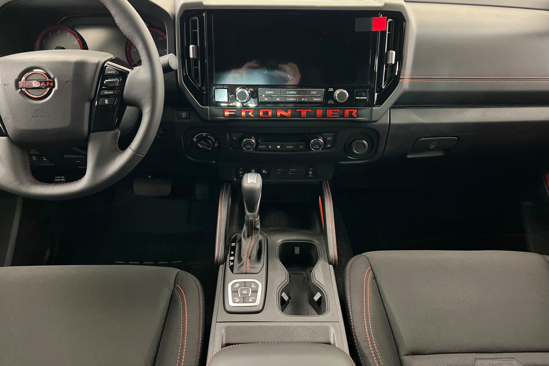 New 2026 Nissan Frontier PRO-4X w/ Tow Package AWD/4WD image 13