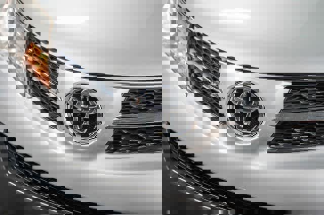 Certified 2015 Toyota RAV4 Limited image 8