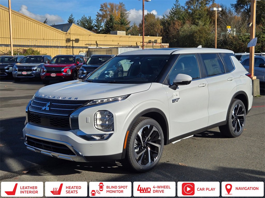 New 2025 Mitsubishi Outlander SE