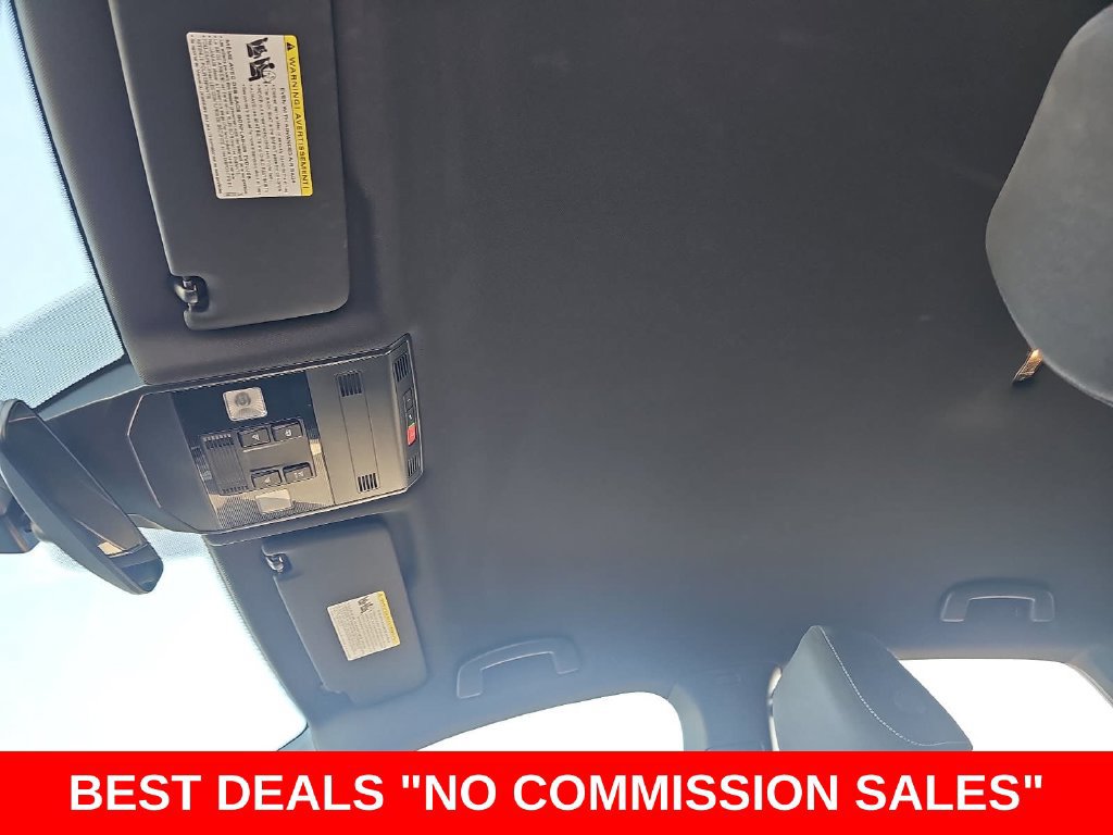 Used 2025 Volkswagen Jetta Sport FWD image 29