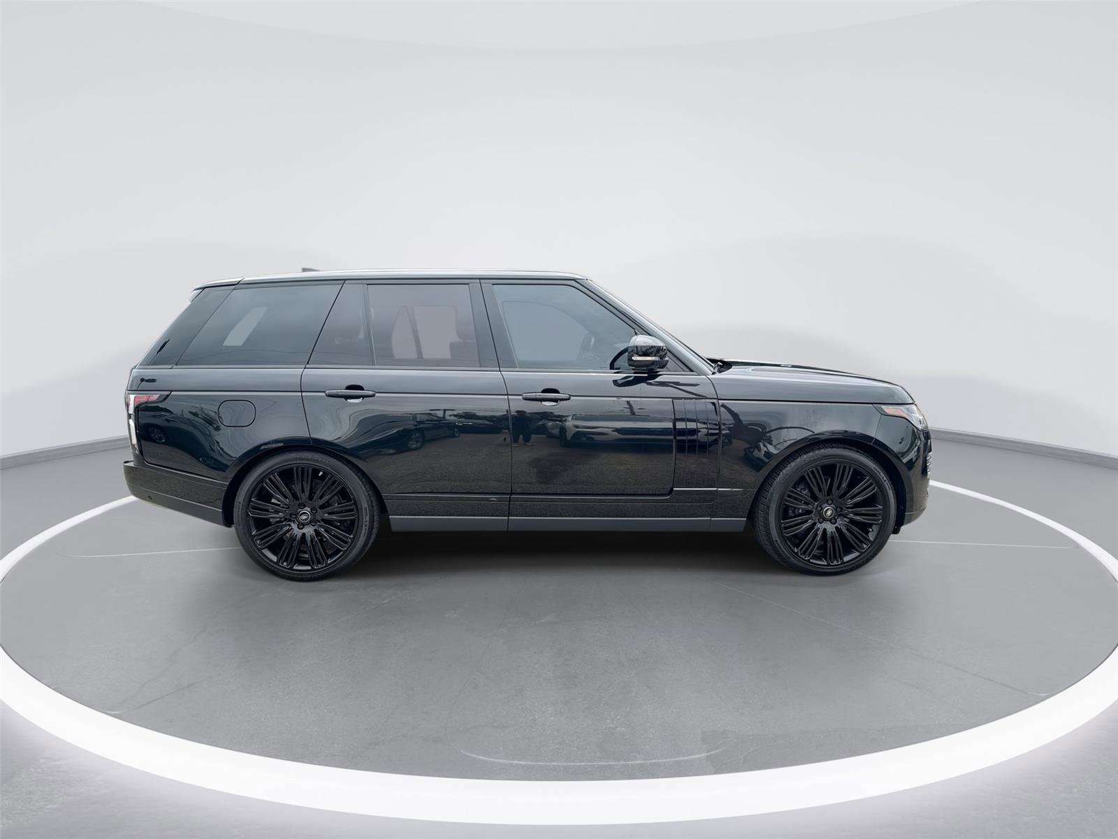 Used 2019 Land Rover Range Rover Supercharged AWD/4WD image 9