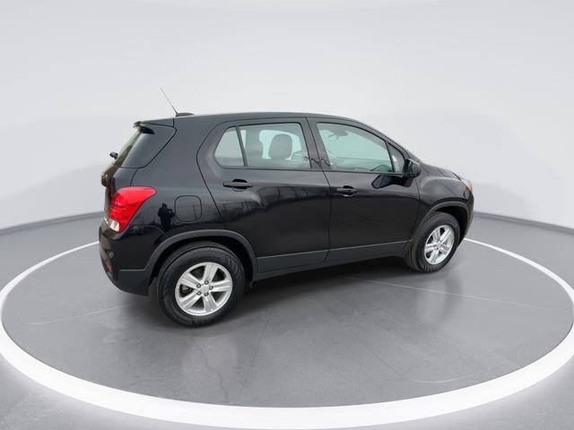 Used 2021 Chevrolet Trax LS image 10